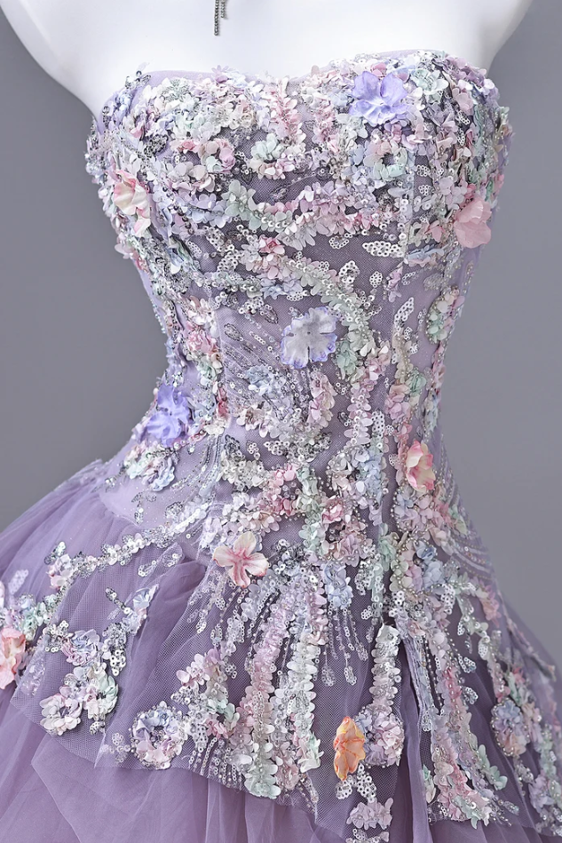 Stunning Lilac A-Line Strapless Lace Appliques Ruffles Long Prom Dress