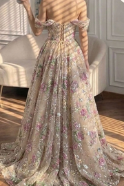 Stunning Off-Shoulder A-Line Floral Appliques Empire-Waist Long Prom Dress
