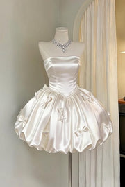 White A-Line Strapless Empire-Waist 3D Bow Bubble Homecoming Dress
