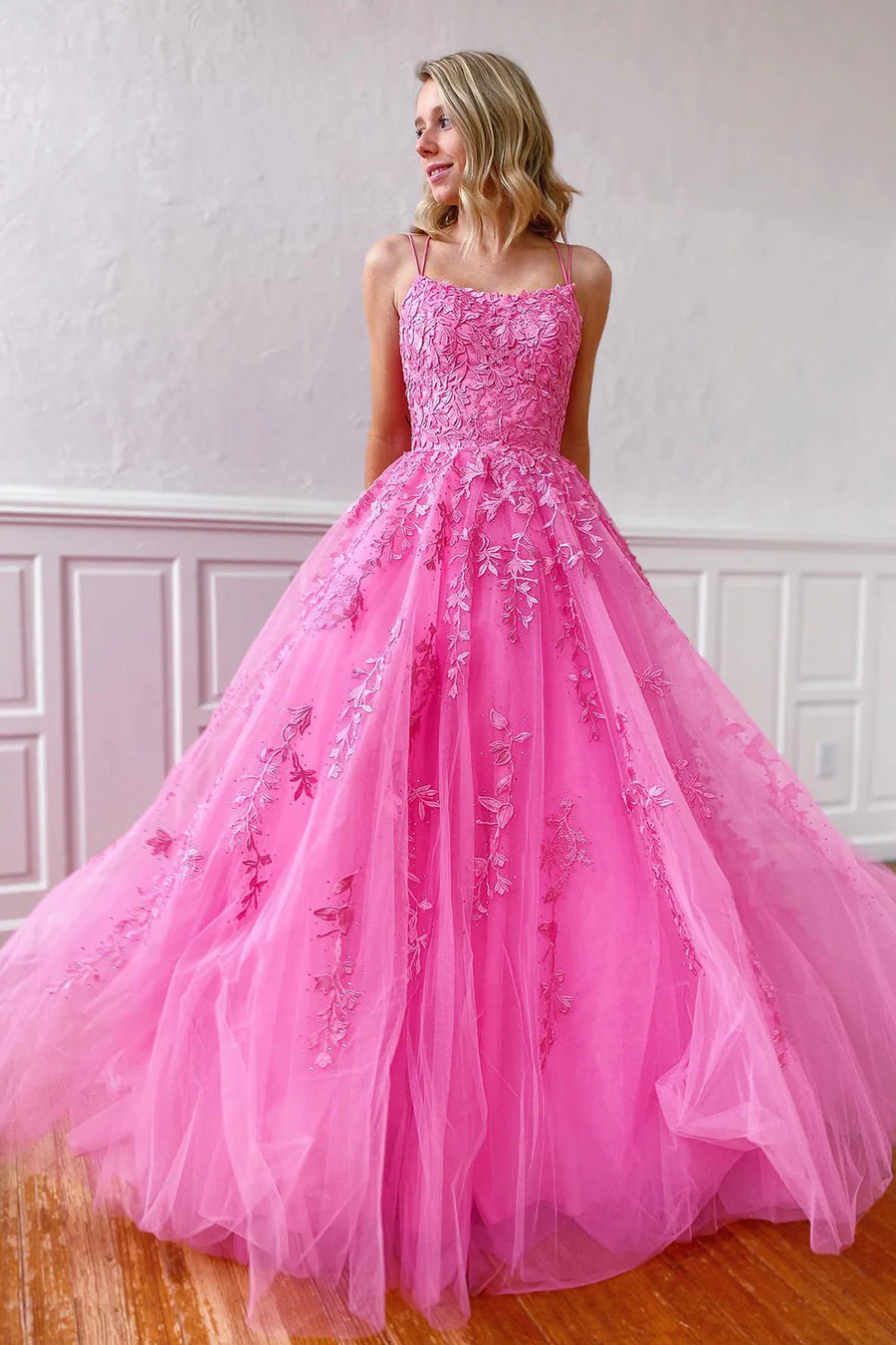Princess Scoop Neck Lace Appliques A-line Empire-Waist Long Formal Dre Modsele Princess Scoop Neck Lace Appliques A-line Empire-Waist Long Formal Dre Modsele