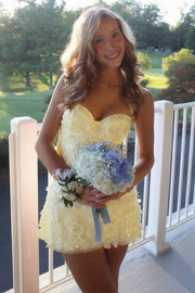 White Strapless Sweetheart A-Line Appliques Short Homecoming Dress with Sequins