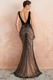 Black V-neck Sleeveless Lace Mermaid Dress