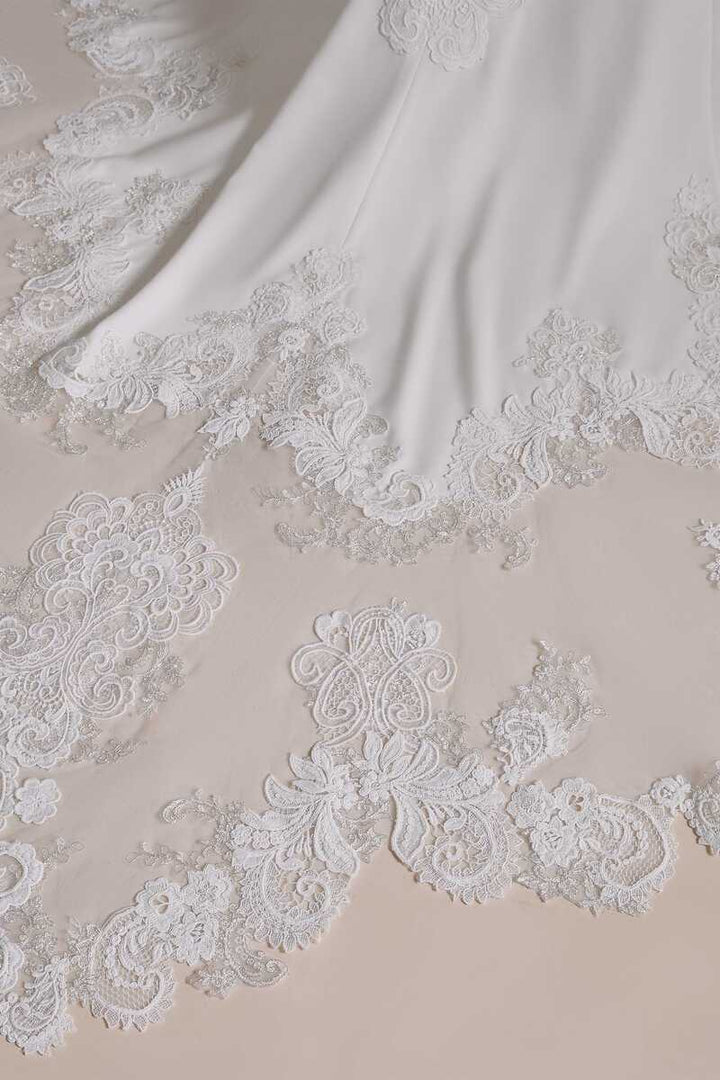 White Lace Halter Tassel Backless Mermaid Long Wedding Dress