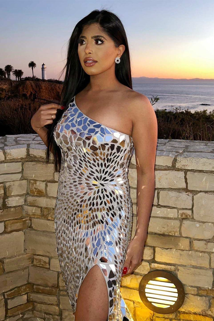 Red Cut Glass Mirror One-Shoulder Prom Dress with Slit