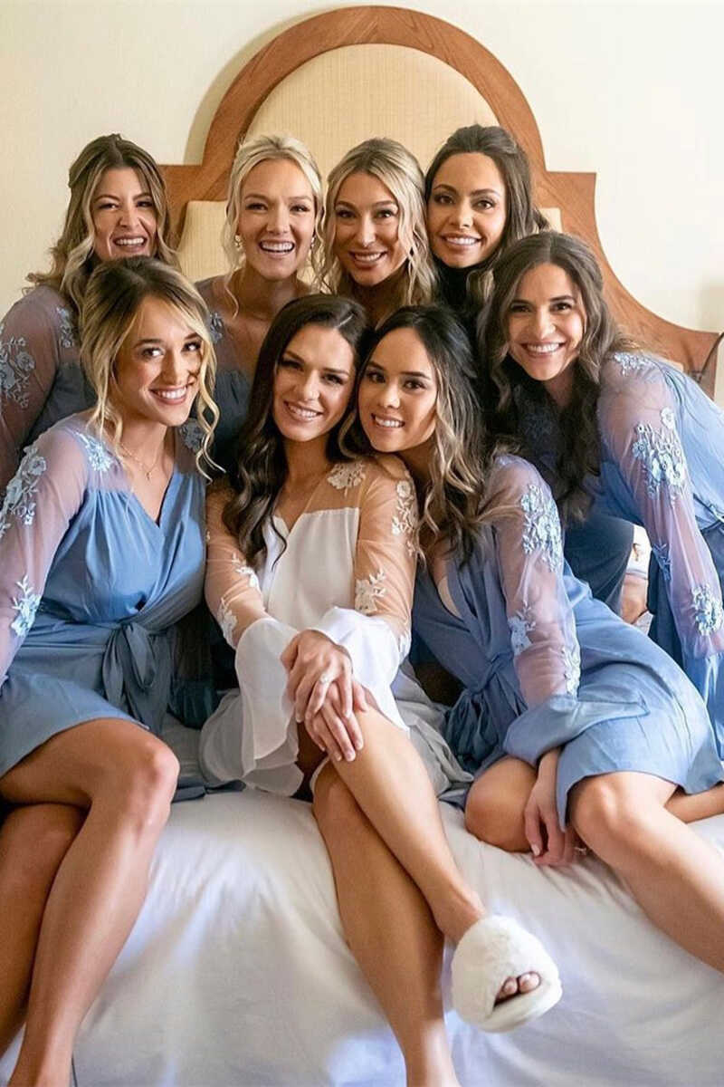 Nude Wrap Short Bridesmaid Robe with Long Sleeves