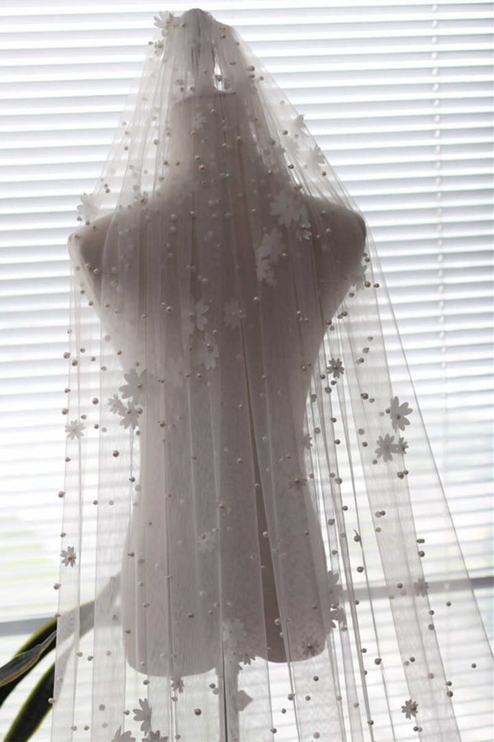 Dreamy Mesh Flower & Pearl Long Bridal Veil