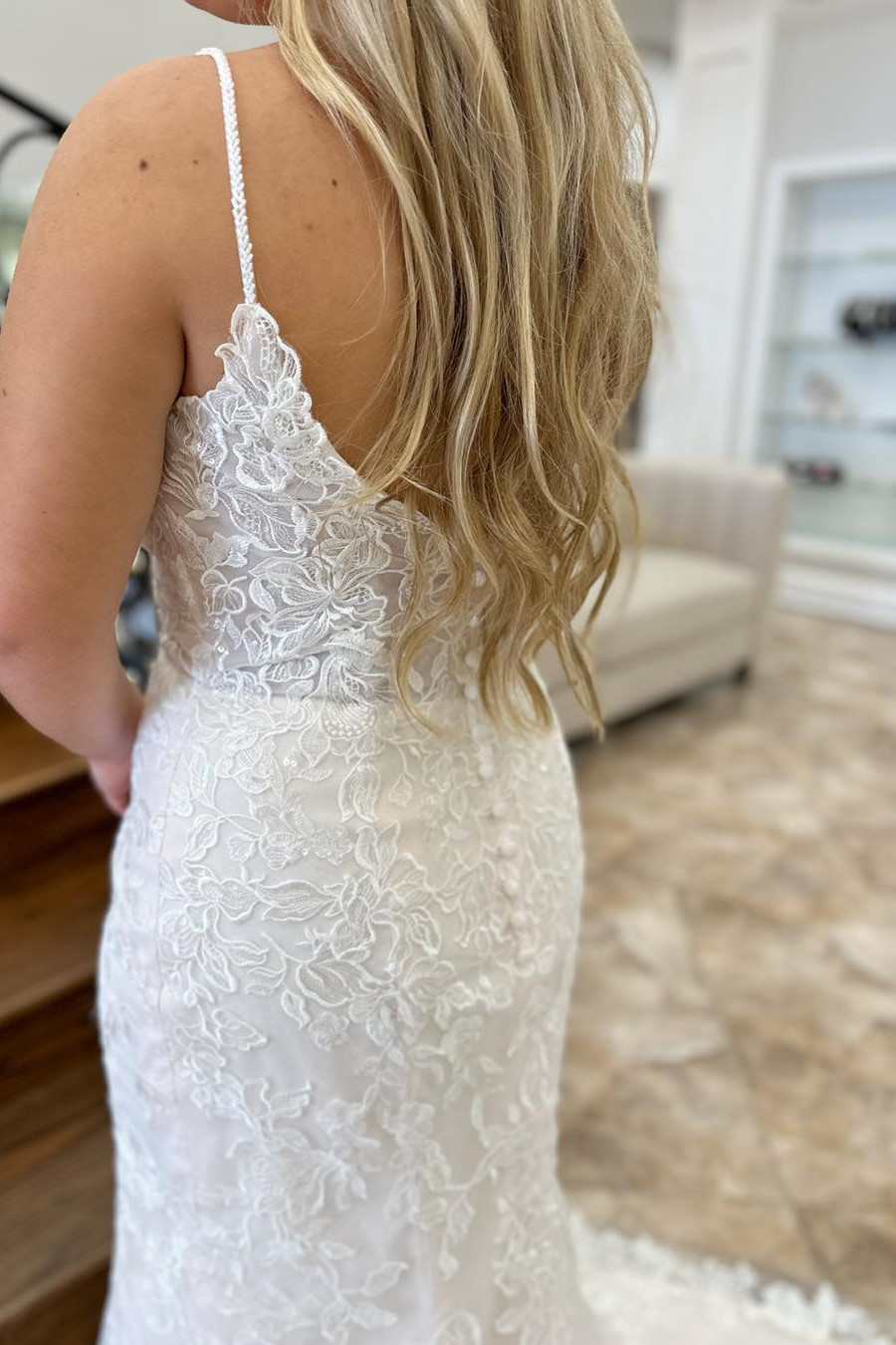 White Floral Lace Plunge V Backless Mermaid Long Wedding Dress
