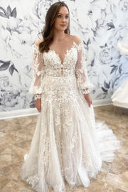 White Appliques Round Neck Long Sleeve A-Line Wedding Dress
