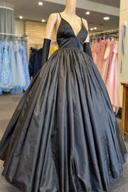 Fairy-Tale Black V-Neck Empire Waist Ball Gown