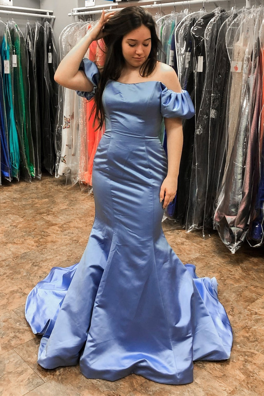 Elegant Off-the-Shoulder Puff Sleeve Trumpet Long Prom Dress