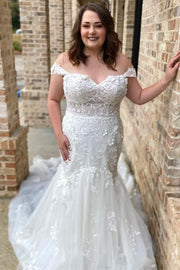 White Appliqués Off-the-Shoulder Trumpet Long Wedding Dress