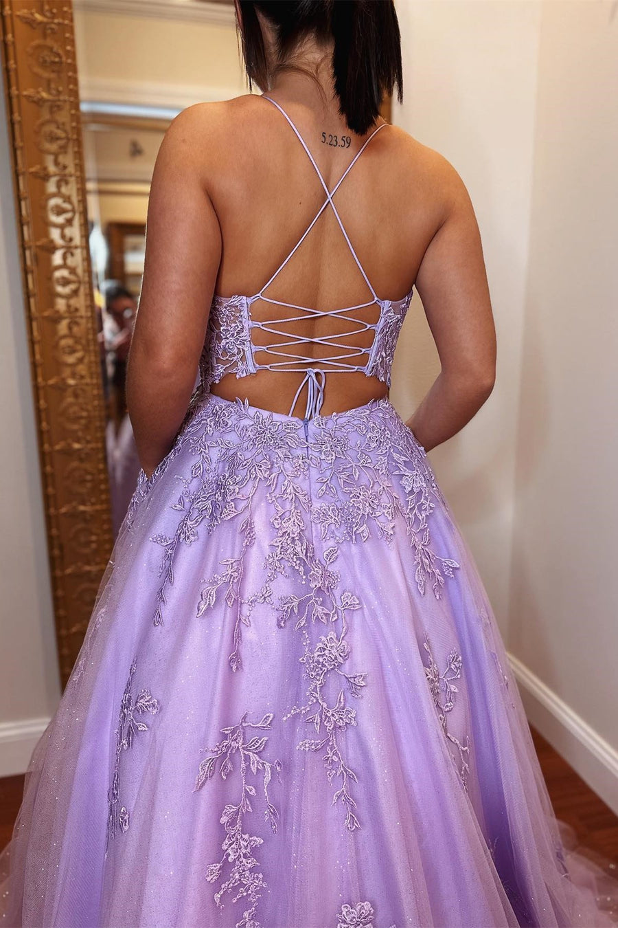 Lavender Tulle Applique Lace-Up Back A-Line Prom Dress