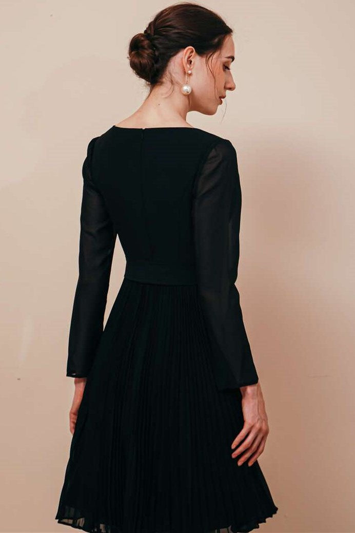 Black Chiffon Long Sleeve A-line Short Dress