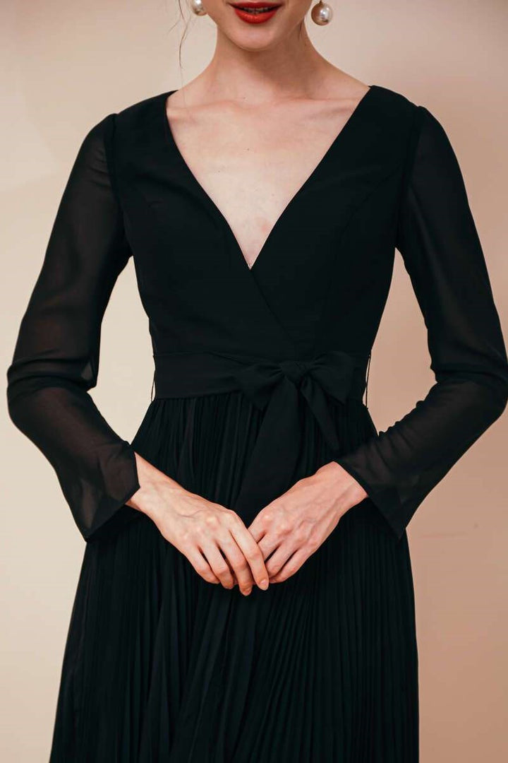 Black Chiffon Long Sleeve A-line Short Dress
