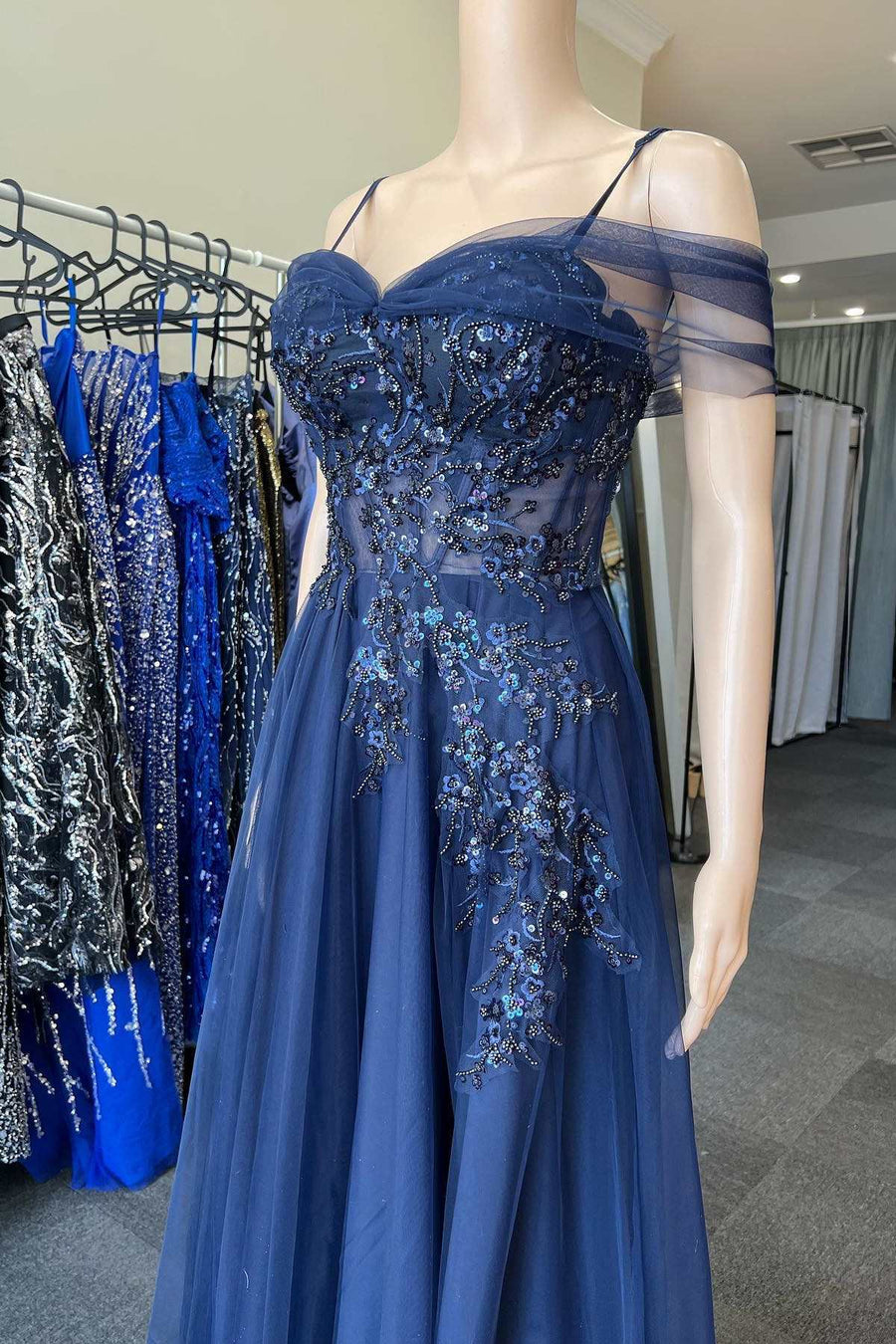 Navy Blue Tulle Appliques Cold-Shoulder A-Line Long Prom Dress