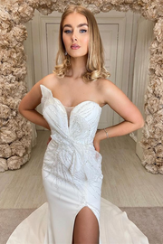 White Beading Strapless Bow-Front Mermaid Wedding Dress