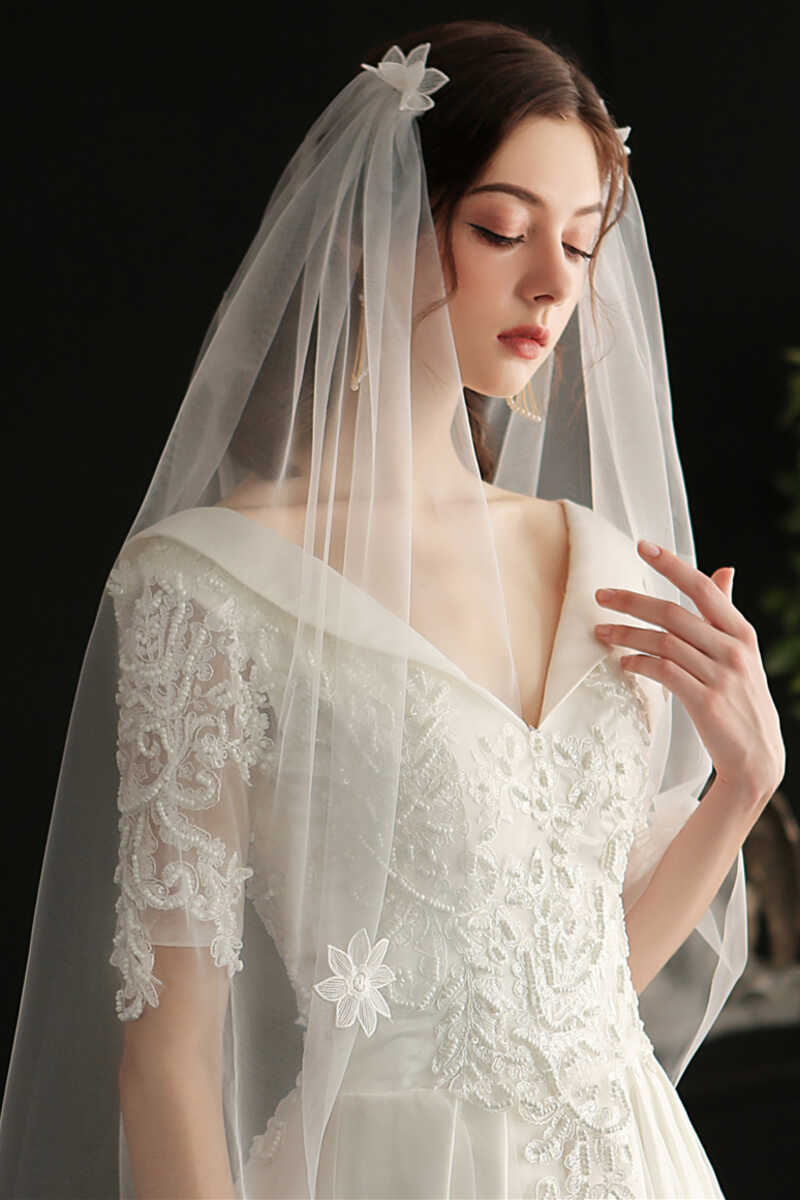 White Mesh Floral Lace Bridal Veil