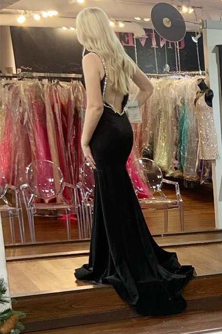 Black V-Neck Open Back Mermaid Long Formal Dress