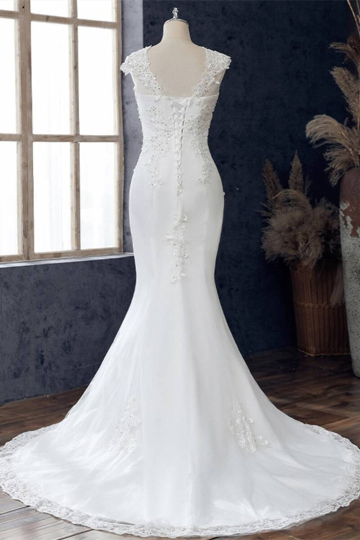 White Lace V-Neck Cap Sleeve Trumpet Wedding Dress