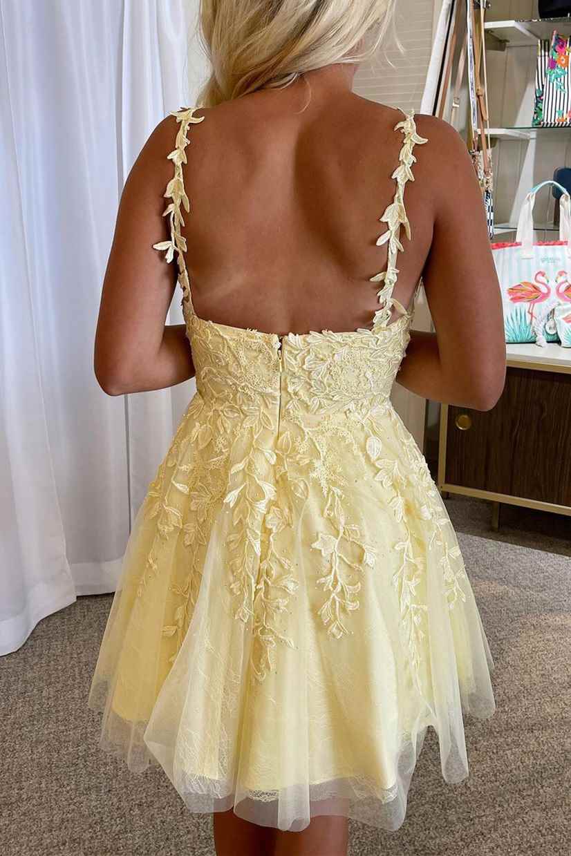 yellow homecoming dress short Princess Appliques A-line Wedding Guest Dresses | Its light weight fabric non traditional plus size wedding dress Color:Burgundy/ Light Stone