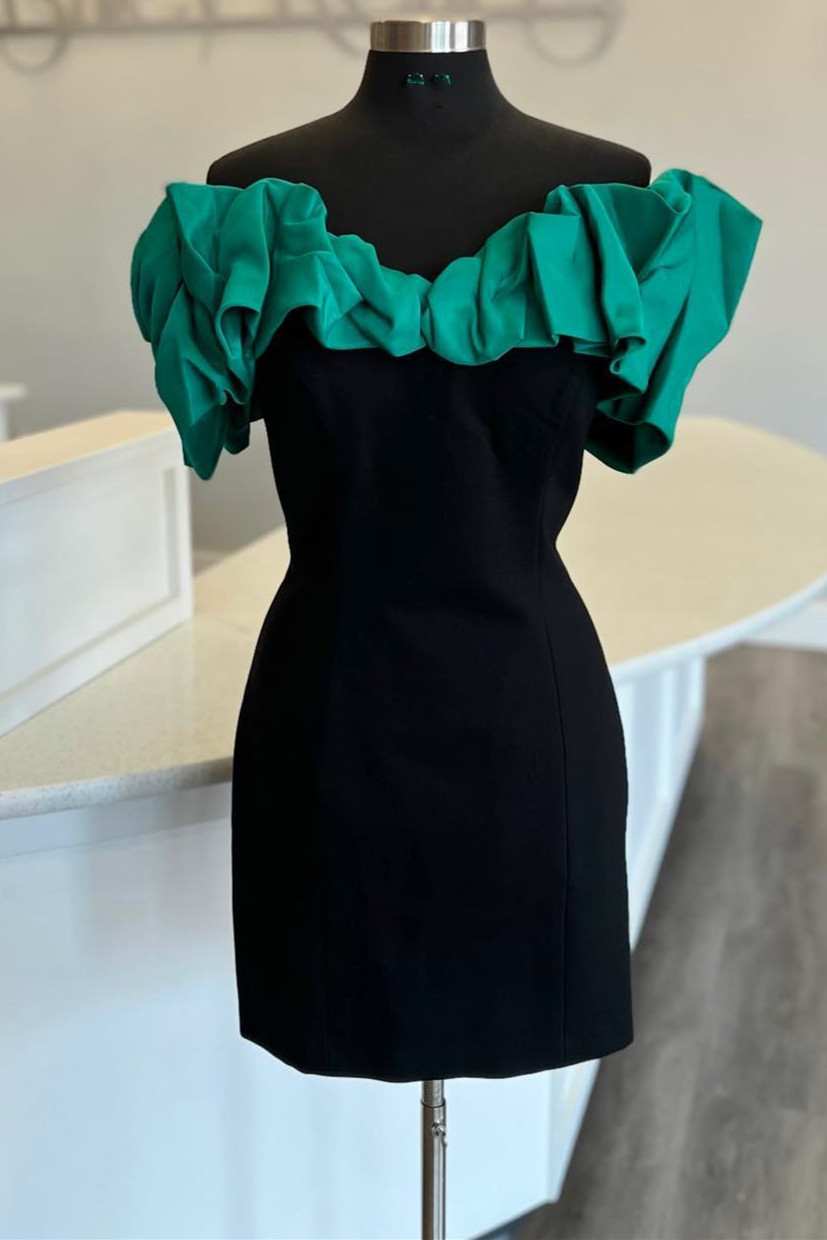 Off-the-Shoulder Emerald and Black Ruffled Homecoming Dress