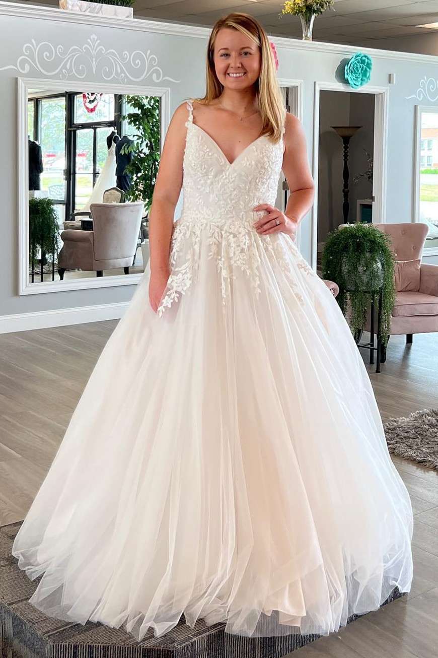 White V-Neck Appliques A-Line Long Wedding Dress