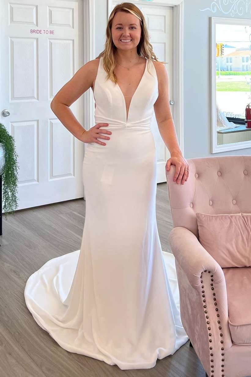 White Plunge V Lace-Up Back Mermaid Long Wedding Dress