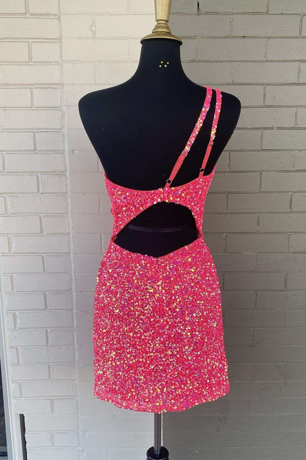 Pink Sequin One-Shoulder Cutout Tight Party Dress