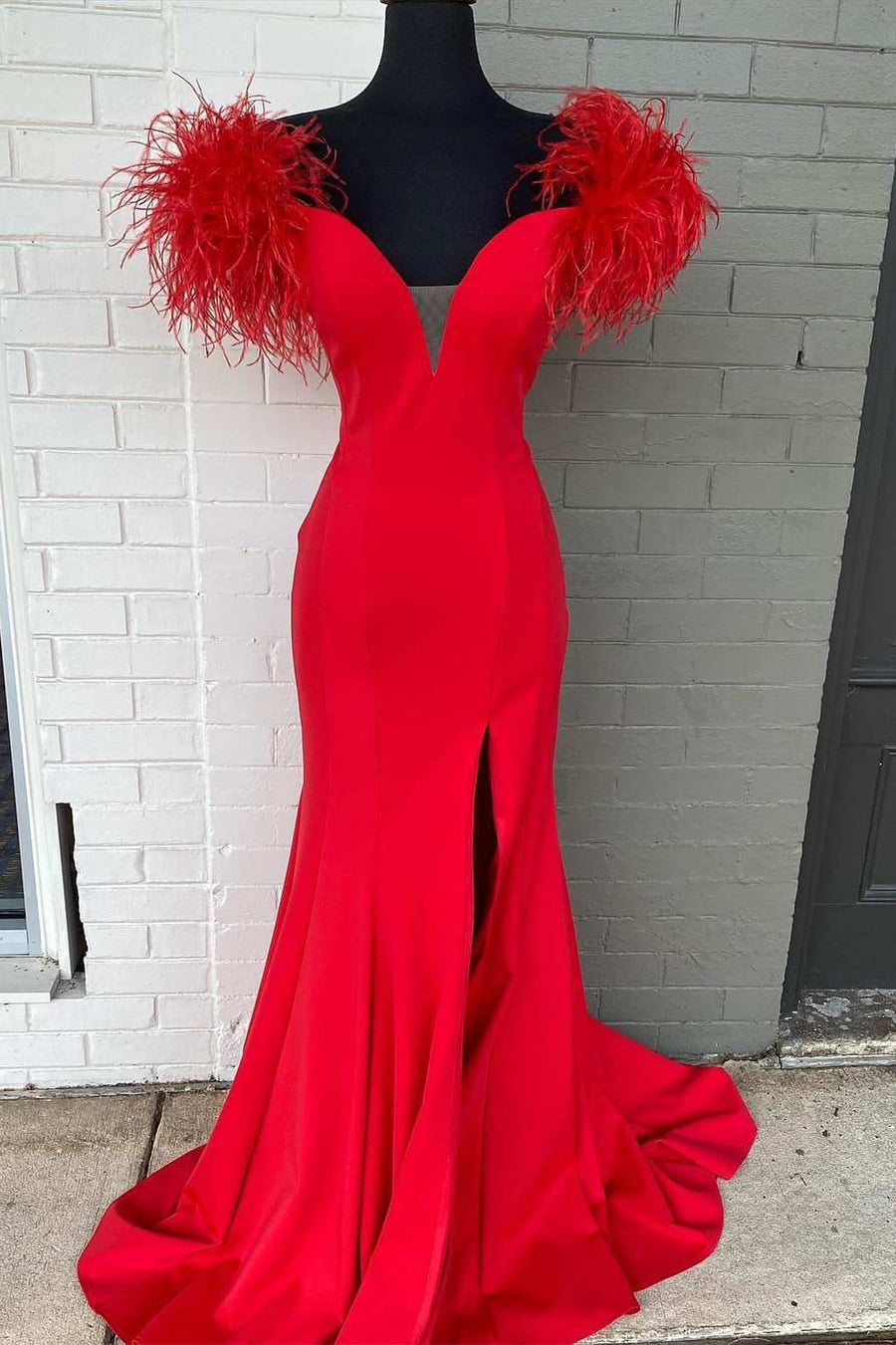 Red Plunge V Feathers Mermaid Long Formal Dress